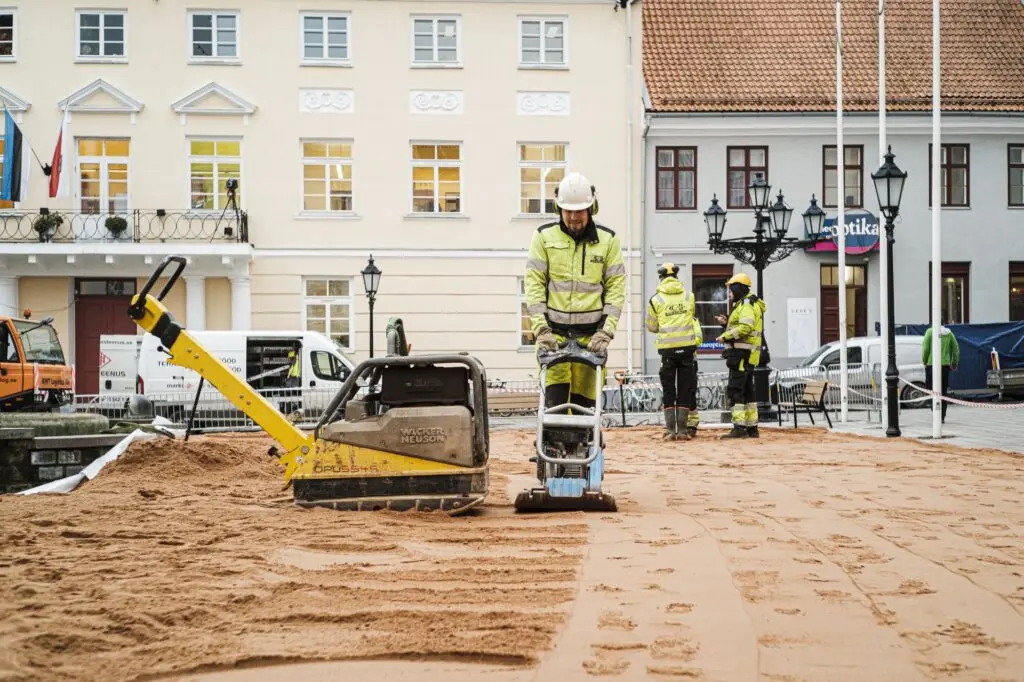 Tiigi Seltsimaja Jõululinn Uisuväljak Liiva Tulek 13112020 Uku Peterson 9574