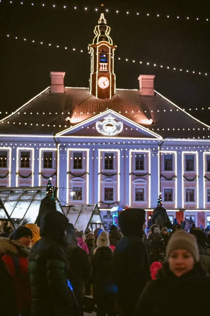 Maris Savik 2021 2advent Raeplatsil WEB 37
