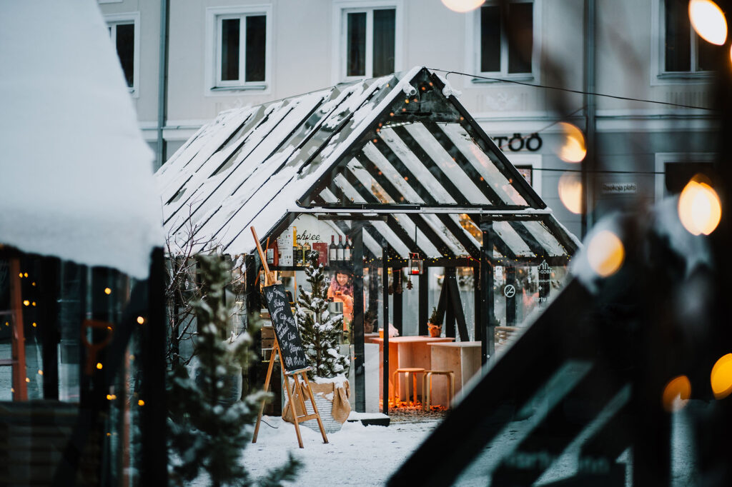 Jõululinn Tartu otsib Valguskülasse ja uisuväljakule kohvikupidajaid