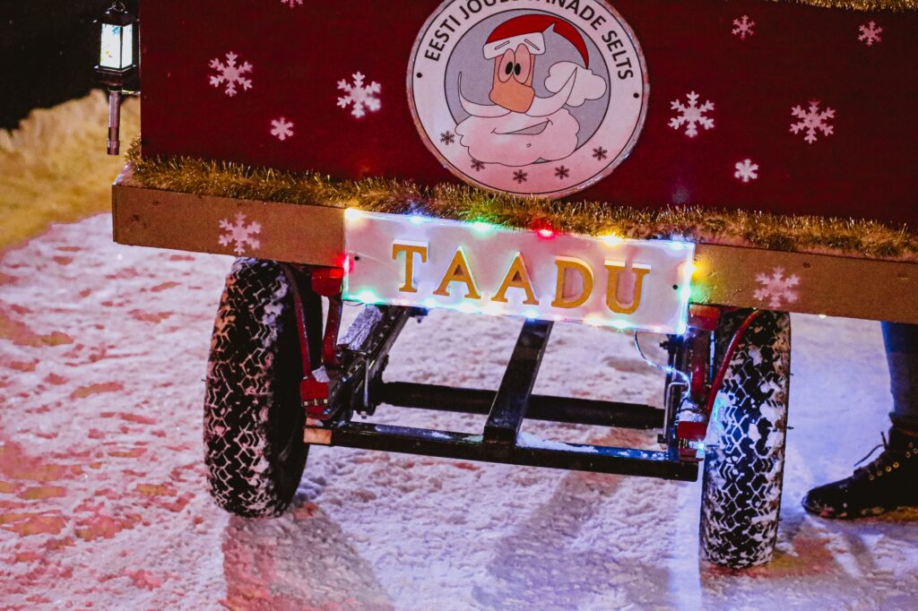 Motoriseeritud-saanisoidud-joululinn-2021_F_Eva-Maria-Tartu-011
